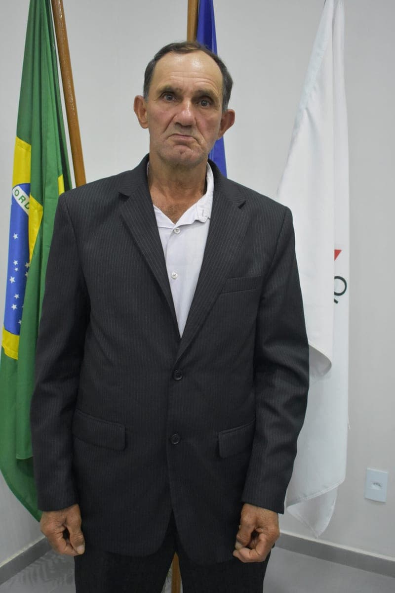 Vereador(a) Antônio Carvalho, legislatura 2021-2024.